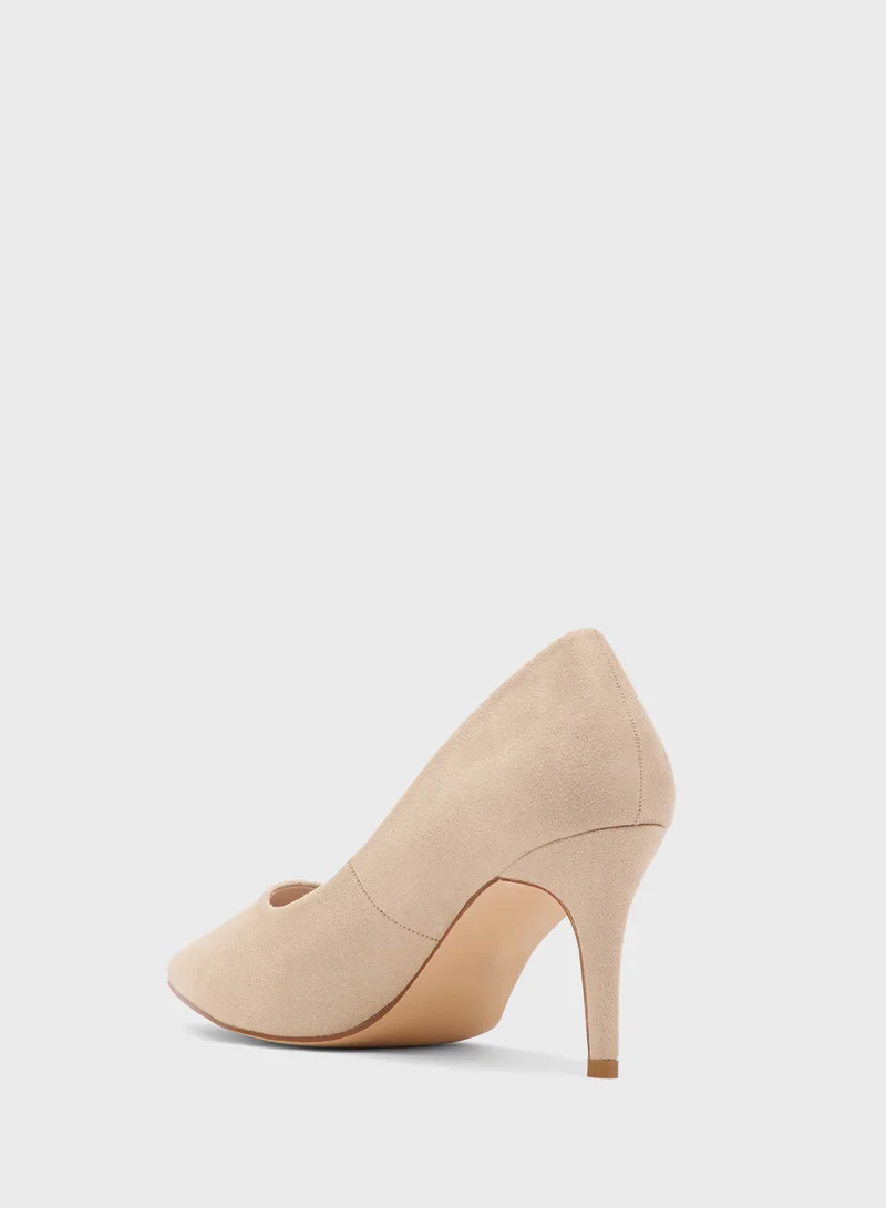 ترافل من نمشي Bone Heeled Pumps