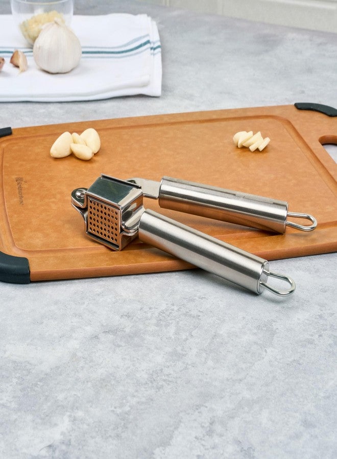ريستورنت وير مكبس ثوم من الفولاذ المقاوم للصدأ من ريستورانت وير - أداة فرم ثوم ألمانية قياسية سهلة العصر والتنظيف، آمنة للغسل في غسالة الأطباق - أداة تقطيع ثوم شديدة التحمل للزنجبيل والبذور - Image 3