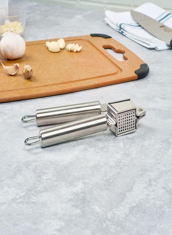 ريستورنت وير مكبس ثوم من الفولاذ المقاوم للصدأ من ريستورانت وير - أداة فرم ثوم ألمانية قياسية سهلة العصر والتنظيف، آمنة للغسل في غسالة الأطباق - أداة تقطيع ثوم شديدة التحمل للزنجبيل والبذور - Image 4
