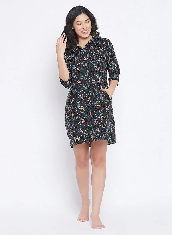 كلوفيا Clovia Christmas Print Short Hooded Dress in Black - Rayon