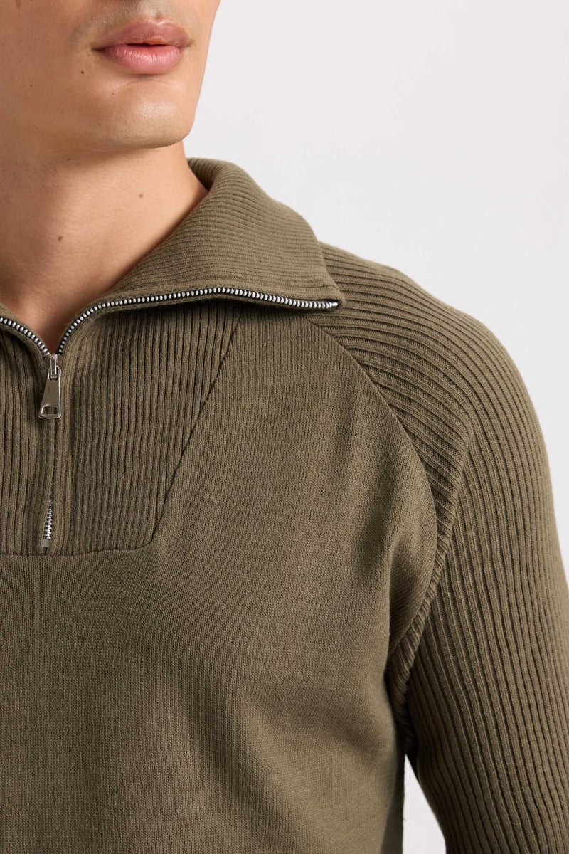 DeFacto Boy Standard Fit Half Zipper Stand Collar Knitted Pullover  - Image 5