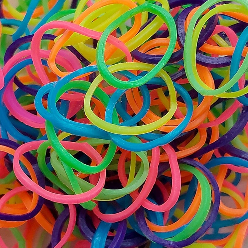 فاريوس مجموعة شرائط نول نيون من لوم تويستر - ١٢٠٠ شريط، ٦٠ خطافًا صغيرًا، ٢ خطاف كروشيه، مجموعة بداية للأطفال