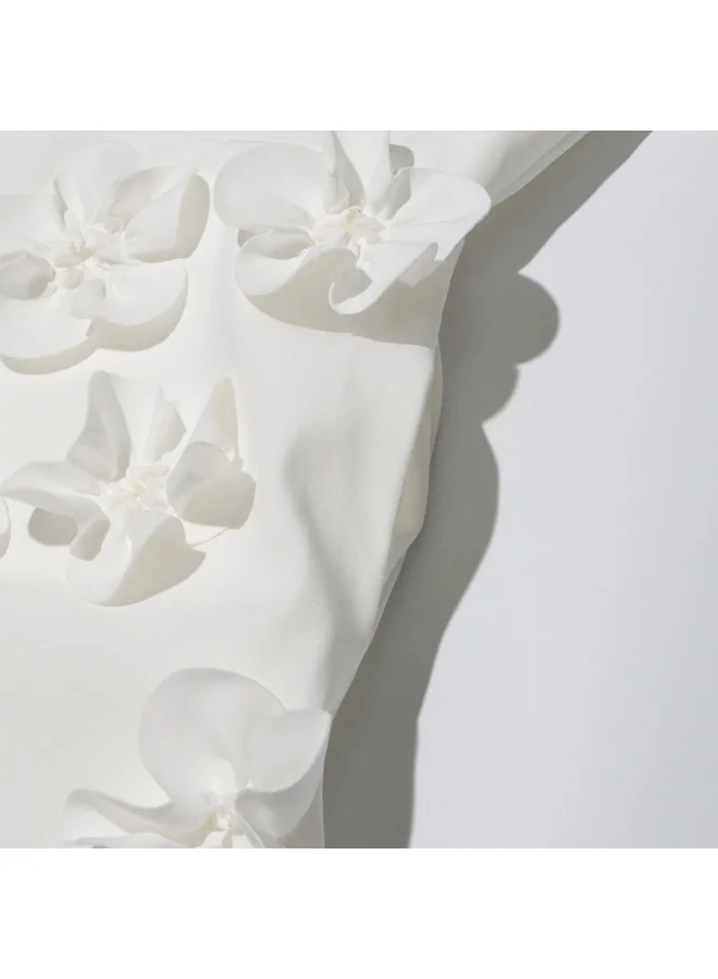 Madam Uniq Elegant White 3D Floral Maxi Dress, Sleeveless & Ruffled Shoulder, Runway - Style Gown