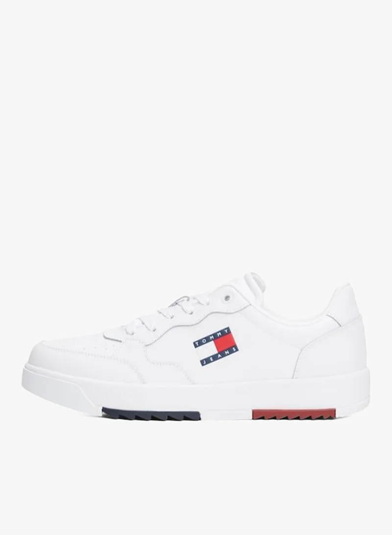 تومي جينز سنيكرز كاجوال منخفض بتصميم ريترو