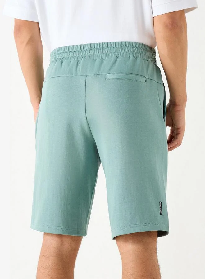 ادوت من سبلاش شورت برباط وجيوب