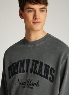TOMMY JEANS Graphic Logo Sweatshirt  - Image 3