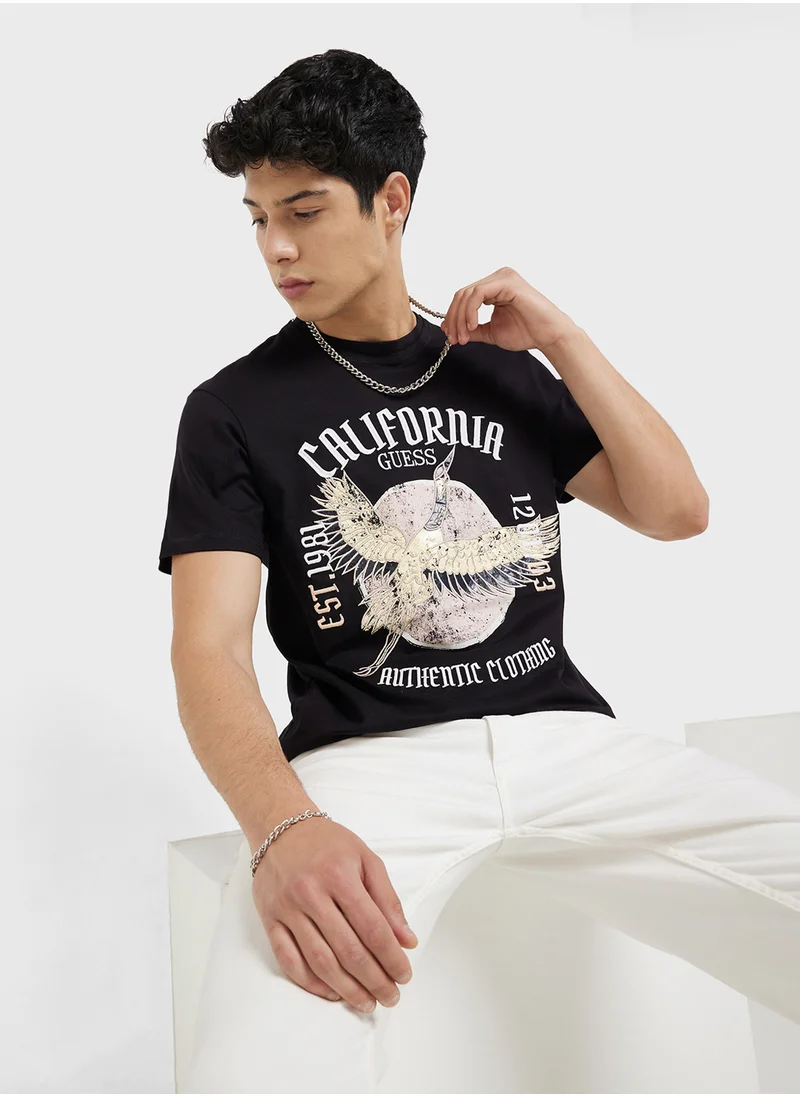 جس Printed Short Sleeve Crew Neck T-Shirt
