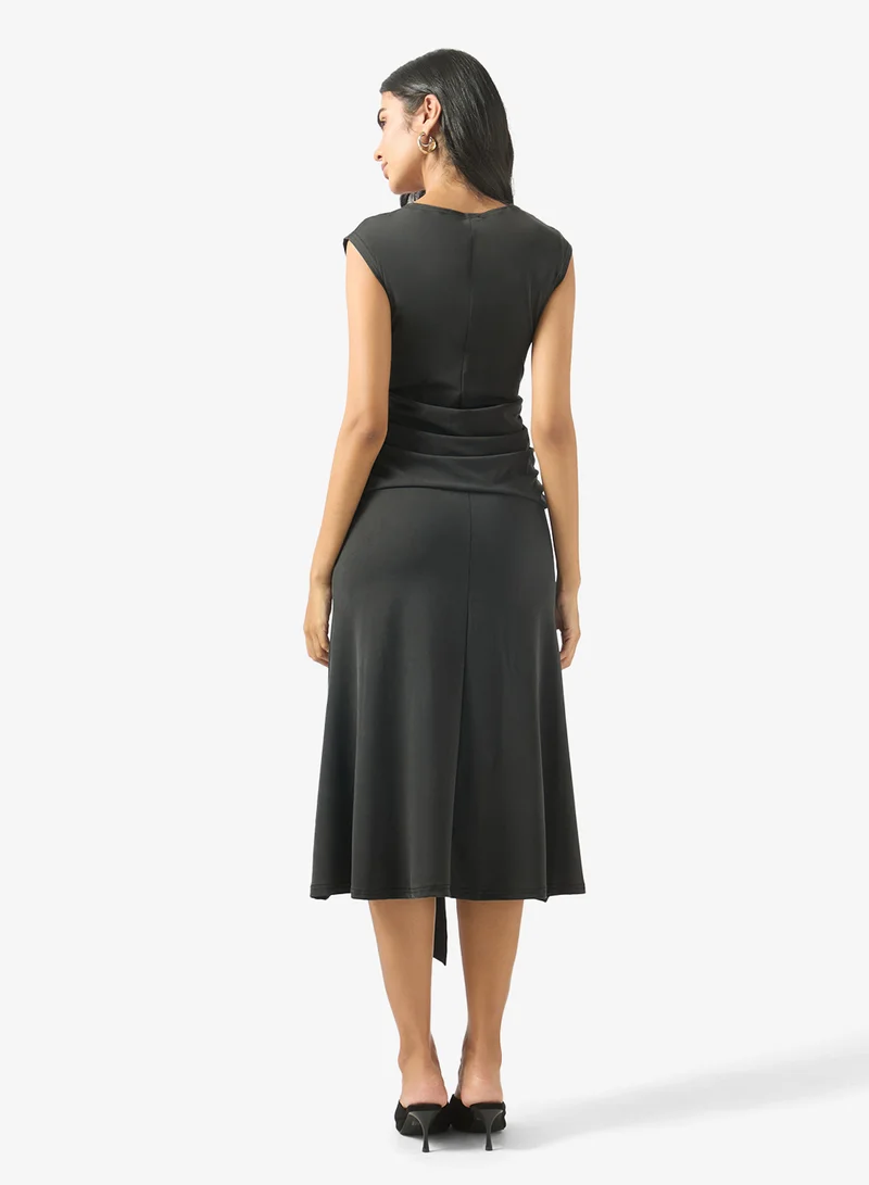 ايلا A-line Dress With Drape Waist