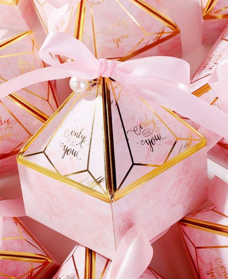 VRB Dec 20 قطعة صناديق هدايا صغيرة على شكل ماسة للتغليف / صناديق هدايا للتقديم ، صناديق هدايا فارغة ، صناديق هدايا للتقديم ، هدايا العودة ، الشوكولاتة ، الفواكه المجففة ، هدايا الزفاف و البوجا. (20 قطعة وردية مع شريط) - Image 5