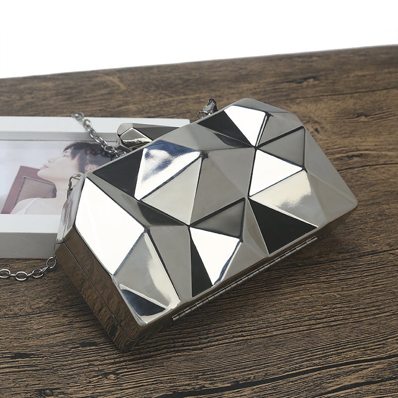 Internet Celebrity Hand-Held Evening Bag Geometric Diamond Design Messenger Bag Mini Chain Small Square Bag Metal Box Bag - Image 1