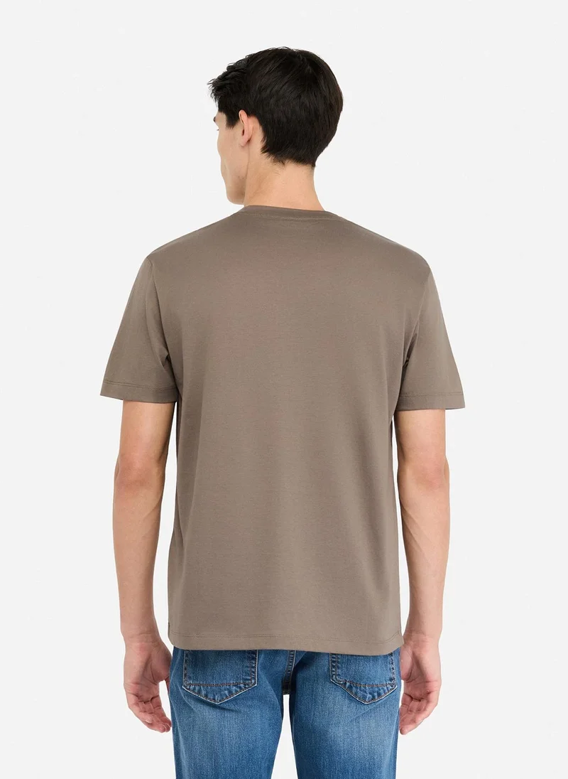 ليو جو تيشيرت بقصة عادية