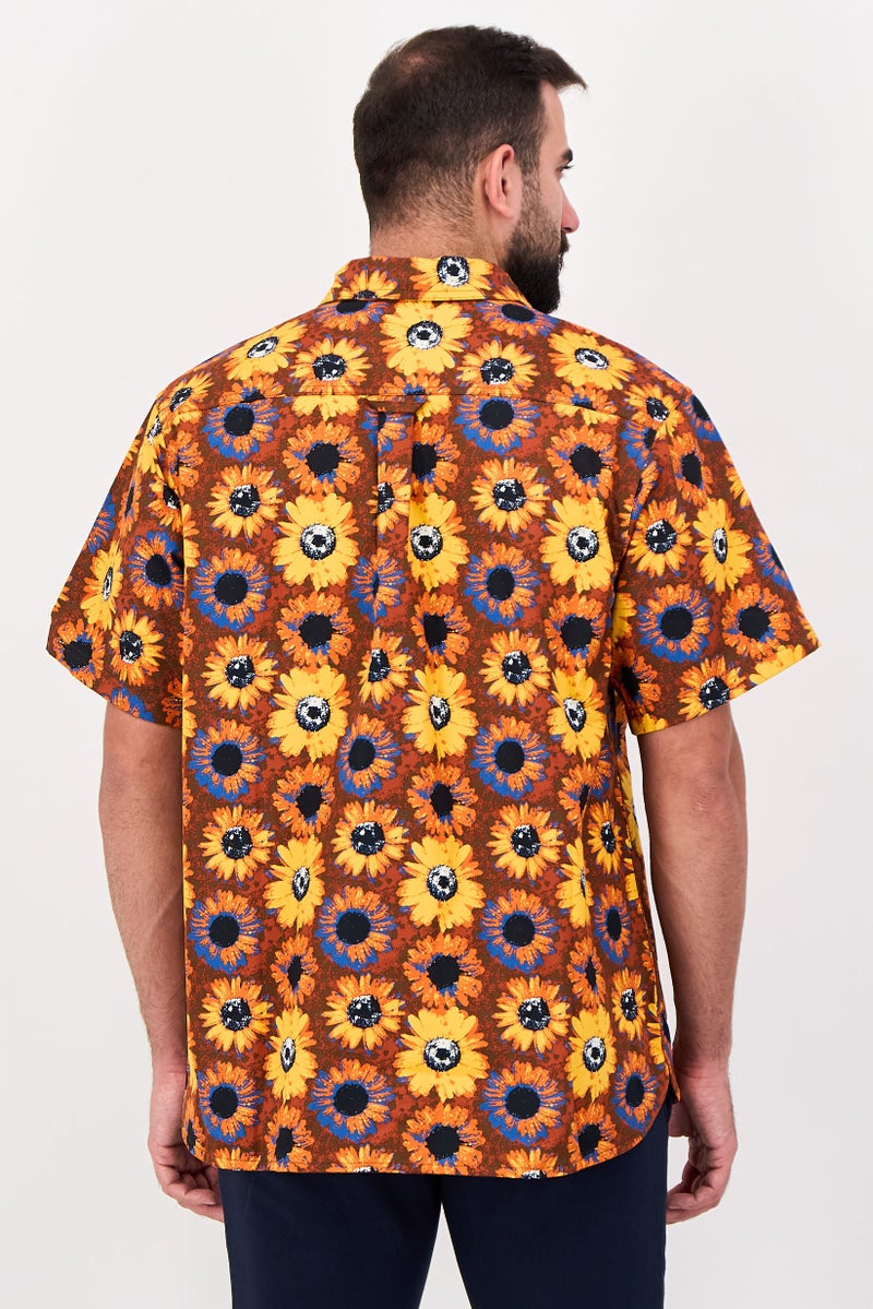 Nike Men Sportswear Fit Short Sleeve Skate Shirt, Multicolor - Image 4