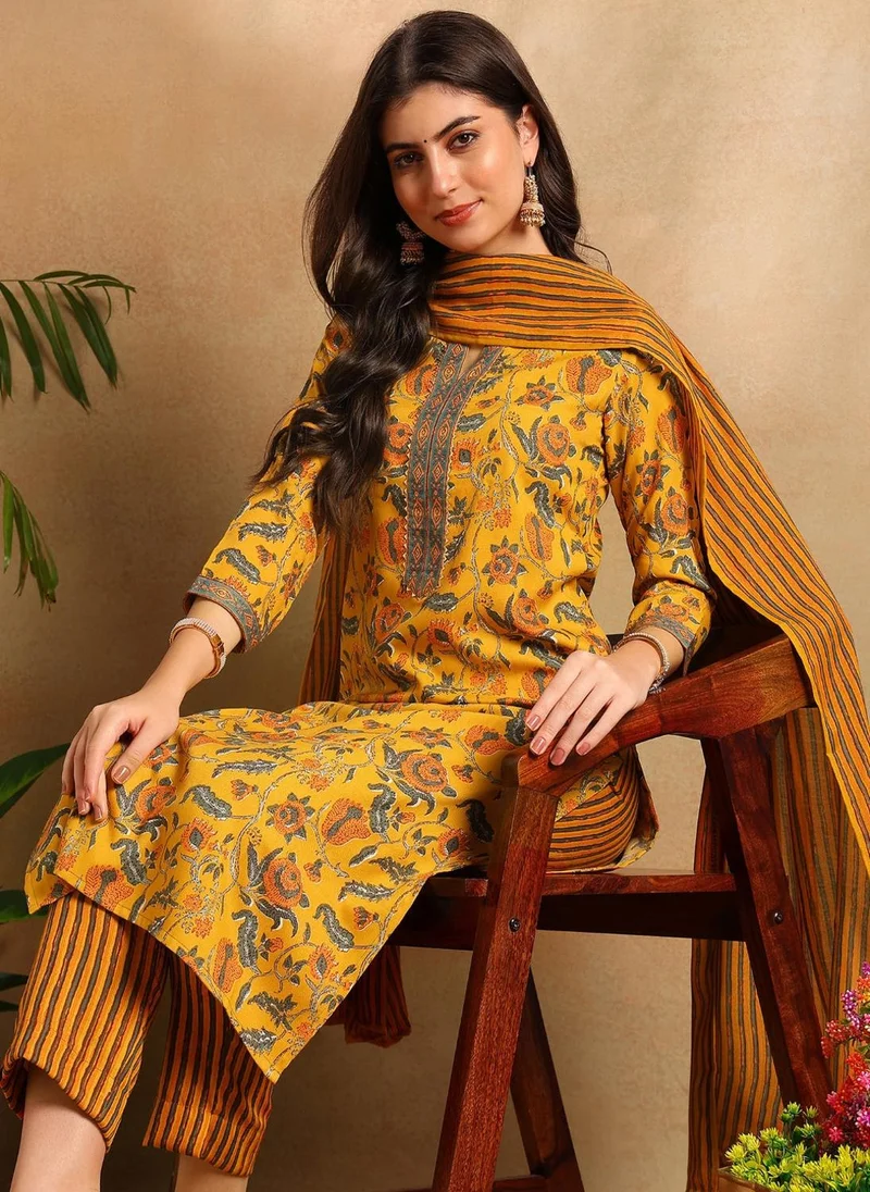 زيري سوق Yellow Rayon Blend Floral Printed Straight 3-Piece Kurta Set