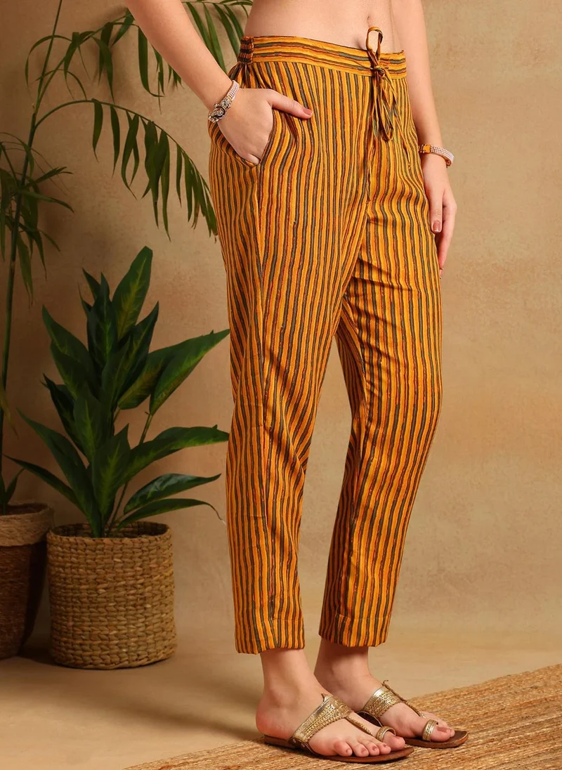 زيري سوق Yellow Rayon Blend Floral Printed Straight 3-Piece Kurta Set