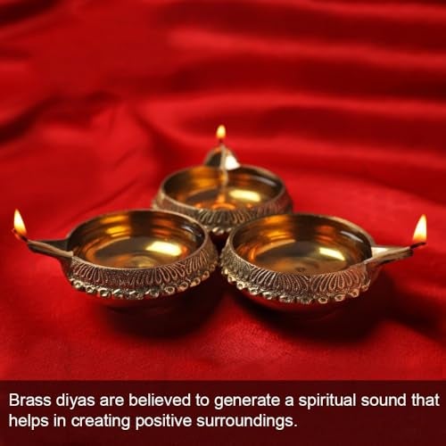 Hashcart Brass Kuber Diya for Diwali Decoration - Traditional Indian Puja Oil Lamp - Diwali Gifts for Friends and Family - Divali Diyas, Diya for Divali Pooja Hashcart® - Image 4