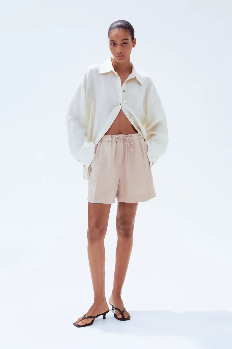 اتش اند ام شورت من مزيج الكتان برباط خصر