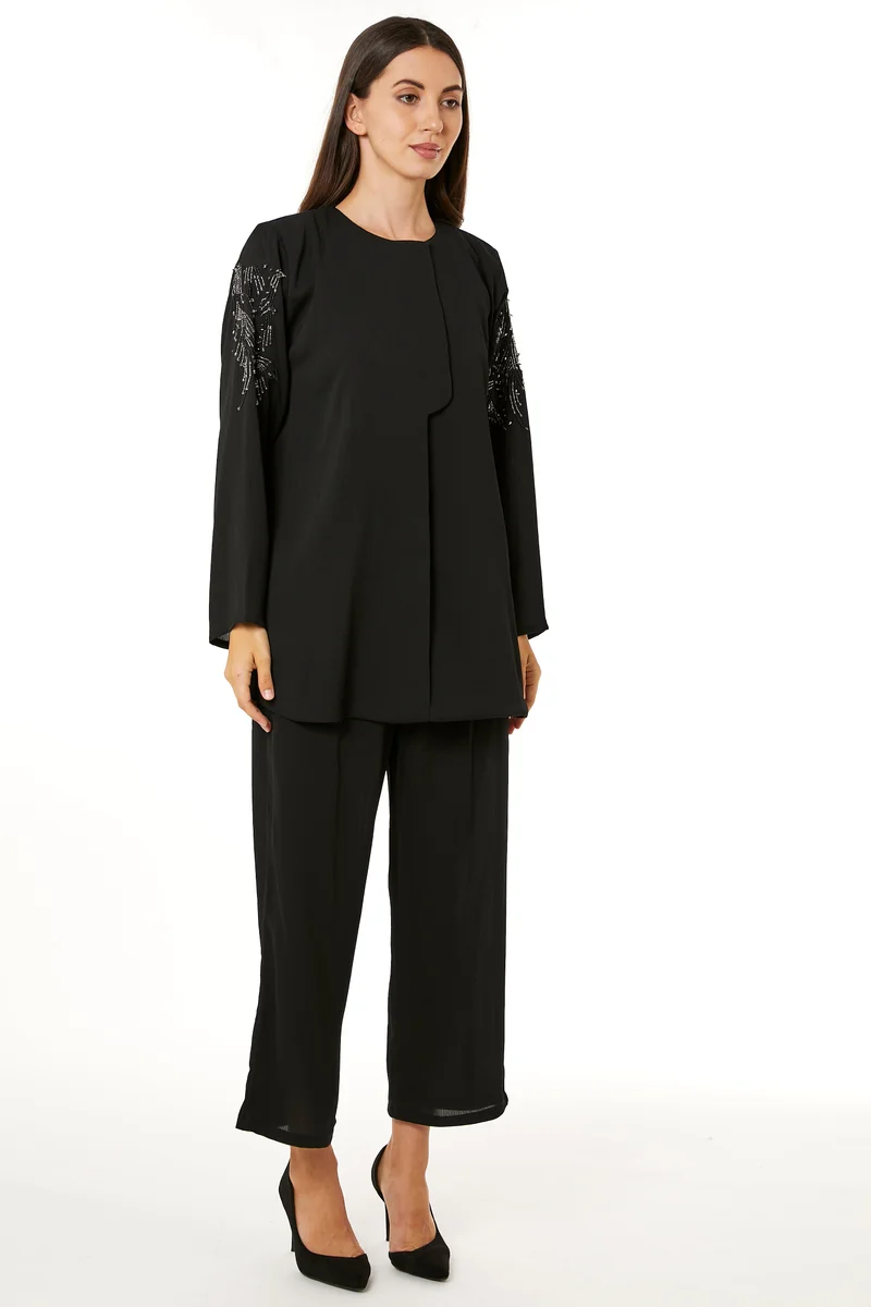 Moistreet Crew Neck Top & Pant Set