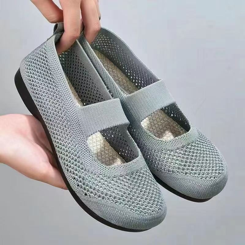 Style Old Beijing Cloth Shoes For Women, Shallow Slip-On Shoes For Mothers, Hollow Soft Soles, Breathable Shoes For Middle-Aged And Elderly People - Image 3