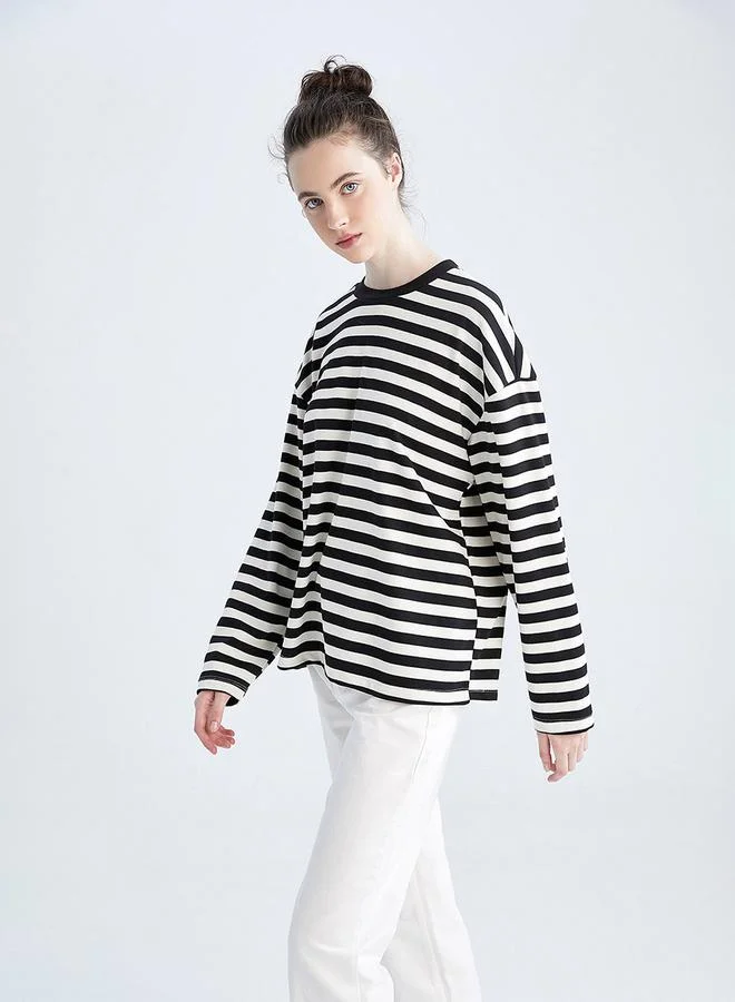 DeFacto Oversized Crew Neck Striped Long Sleeve T-Shirt by Styli