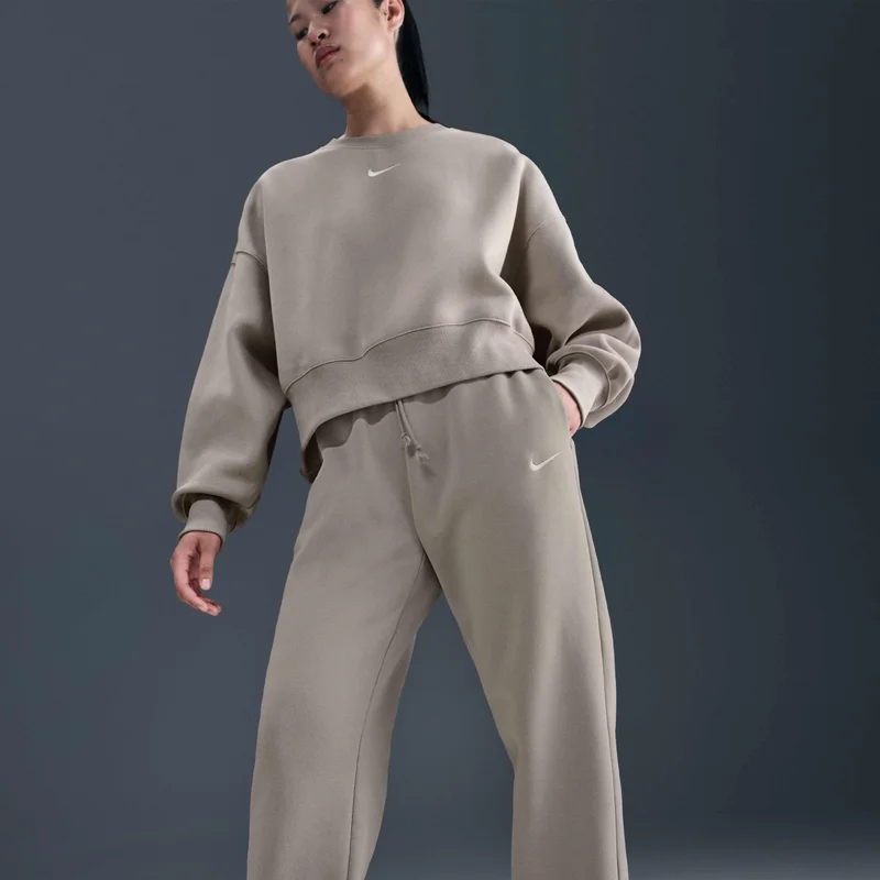 Nike Black Women's Sportswear Phoenix Fleece Sweatpants for Women | Best Price UAE