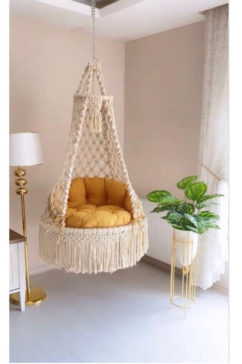 أرجوحة ملكية معلقة من المكرمية (وسادات بيج)