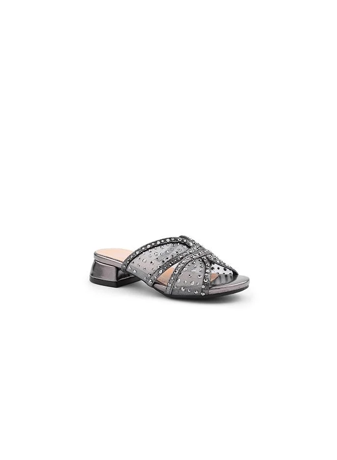 أيقون Shiny girls' sandal perfect for parties and special occasions.