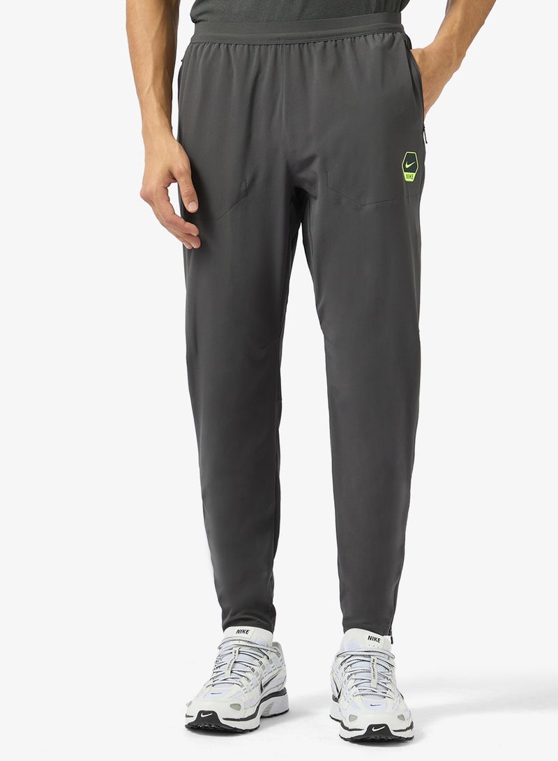 Nike Nsw Club Run Sweatpants - Image 1