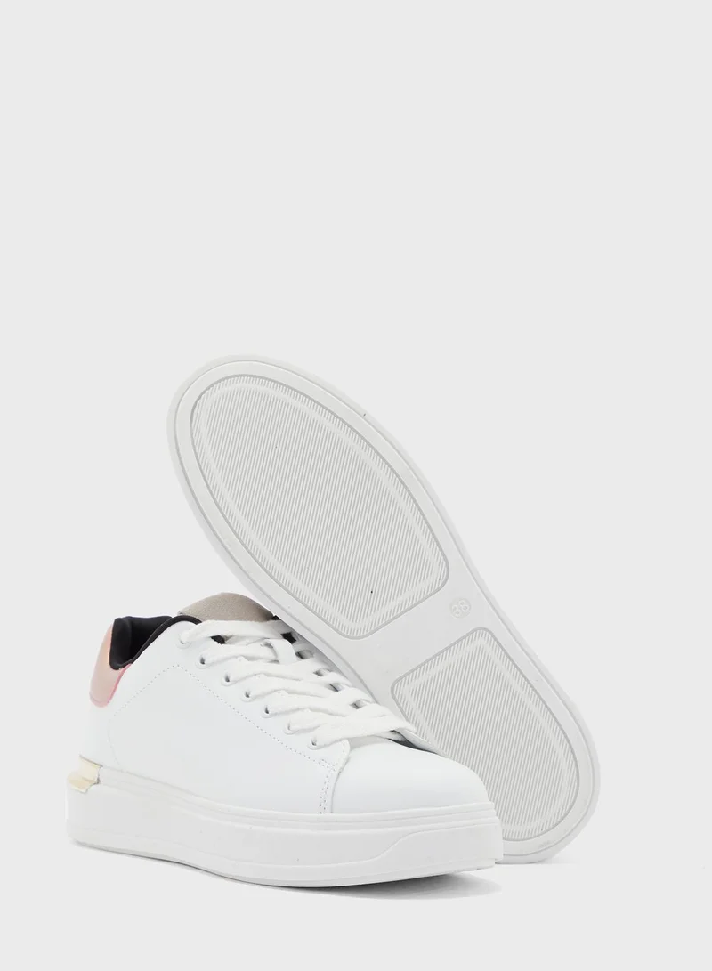 VERO MODA Milano Low Top Sneakers