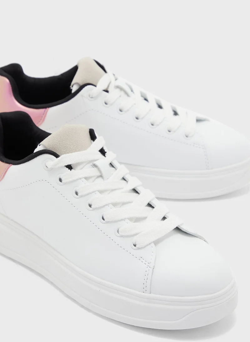 VERO MODA Milano Low Top Sneakers