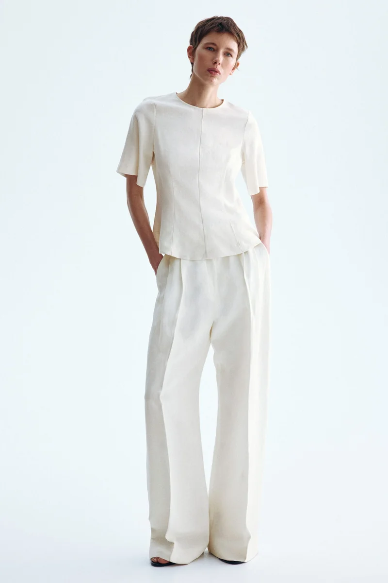 اتش اند ام بلوزة بحافة بيبلوم