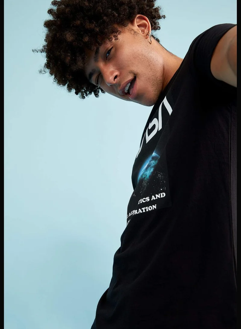 DeFacto Nasa Licenced Man Knitted Slim Fit Crew Neck T-Shirt
