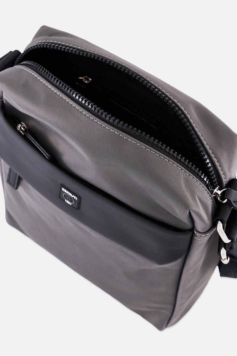 CERRUTI 1881 Men Brand Logo Cross Body Bag, Grey  - Image 4