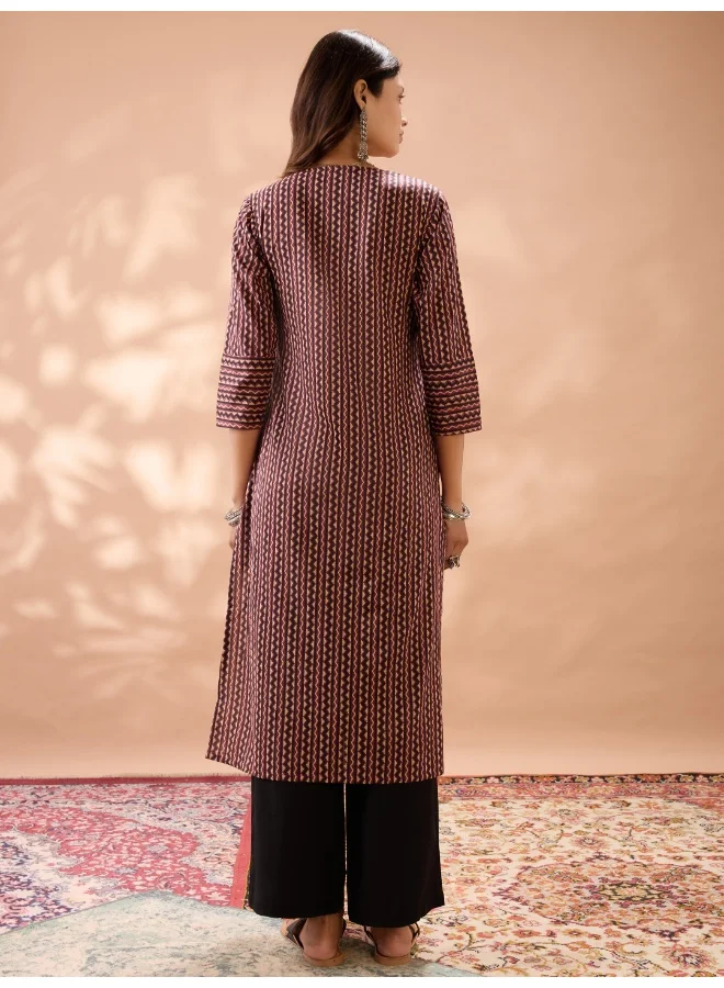 globus Women Maroon Geometric Print V-Neck Calf Length Straight Kurta & Pant Set