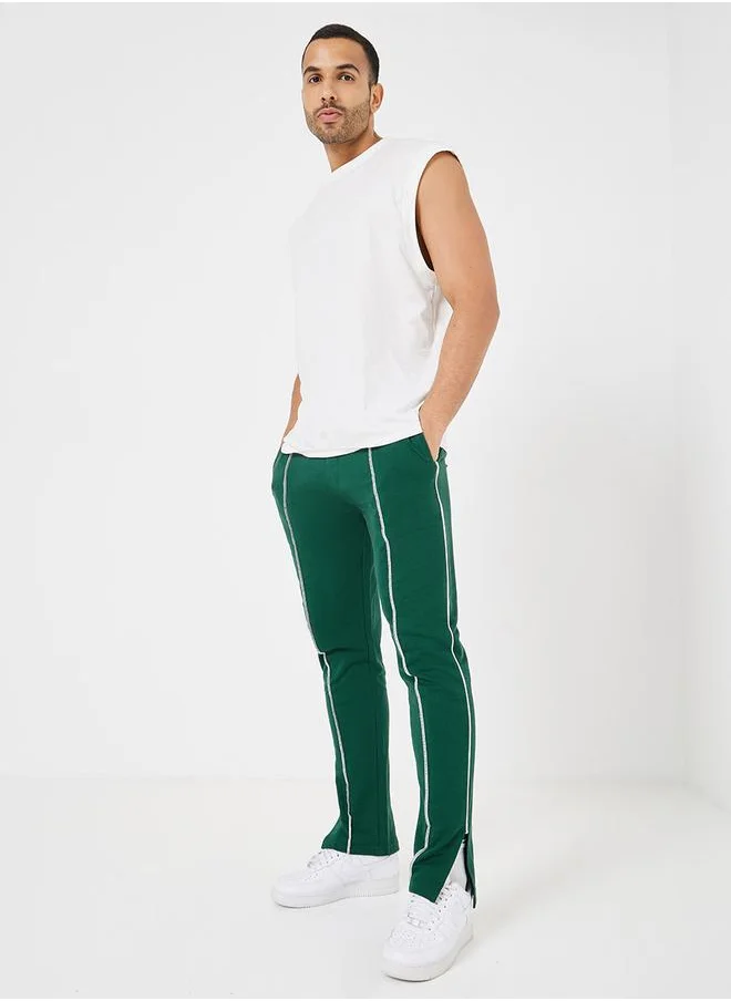 ستايلي Solid Pintuck Front Slit Detail Slim Fit Jogger