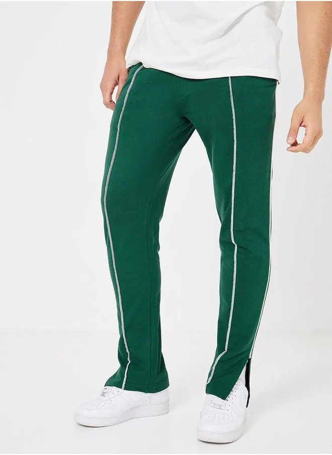 ستايلي Solid Pintuck Front Slit Detail Slim Fit Jogger