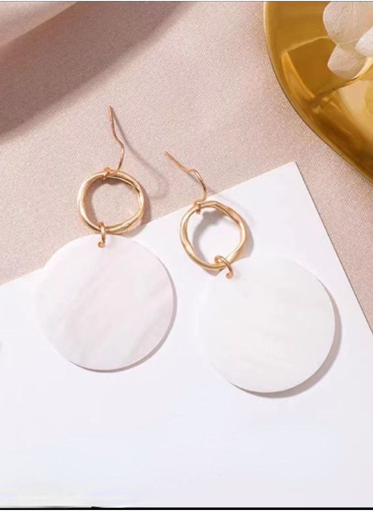 General Non-Fading Alloy Natural White Round Mother of Pearl Designer Style Statement Pendant Earrings 