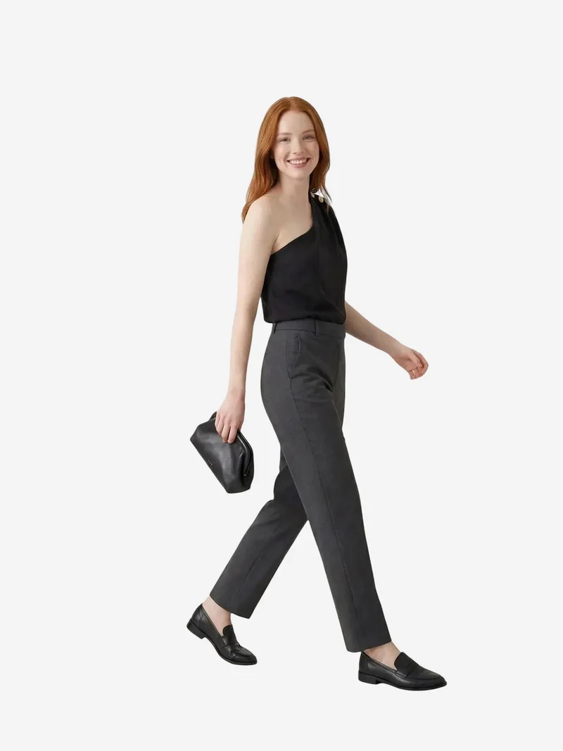MY FASHION MY FASHION Asymmetrical Collar Sleeveless Chiffon Top