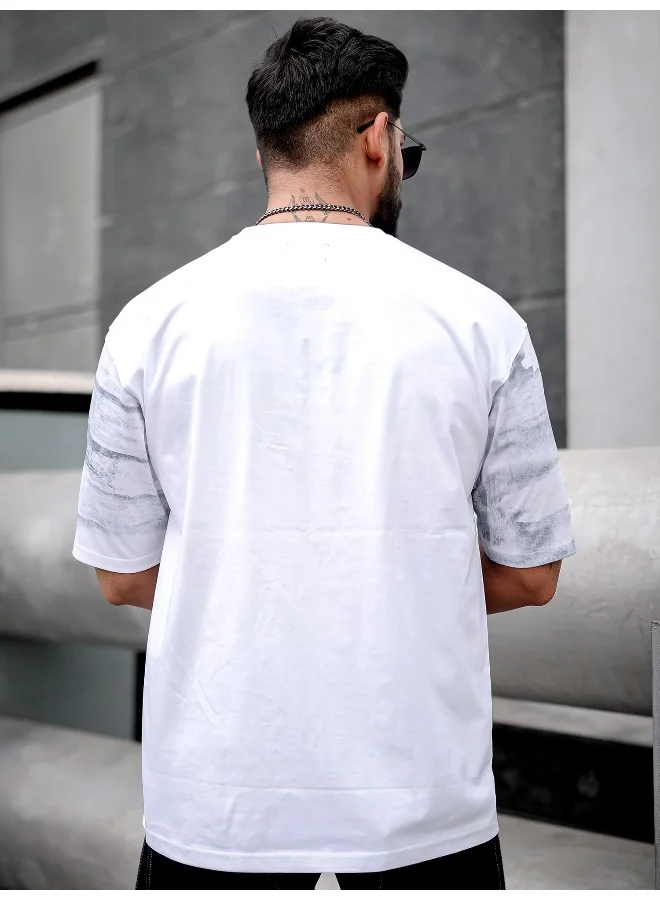 Maniac Maniac Men Spray Print Round Neck 3/4th Sleeve White and Grey Cotton Oversized T-Shirt