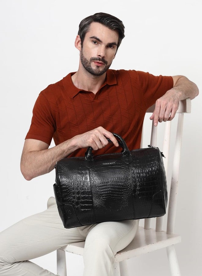 Thomas Scott Textured Medium Casual Duffel Bag - Image 3