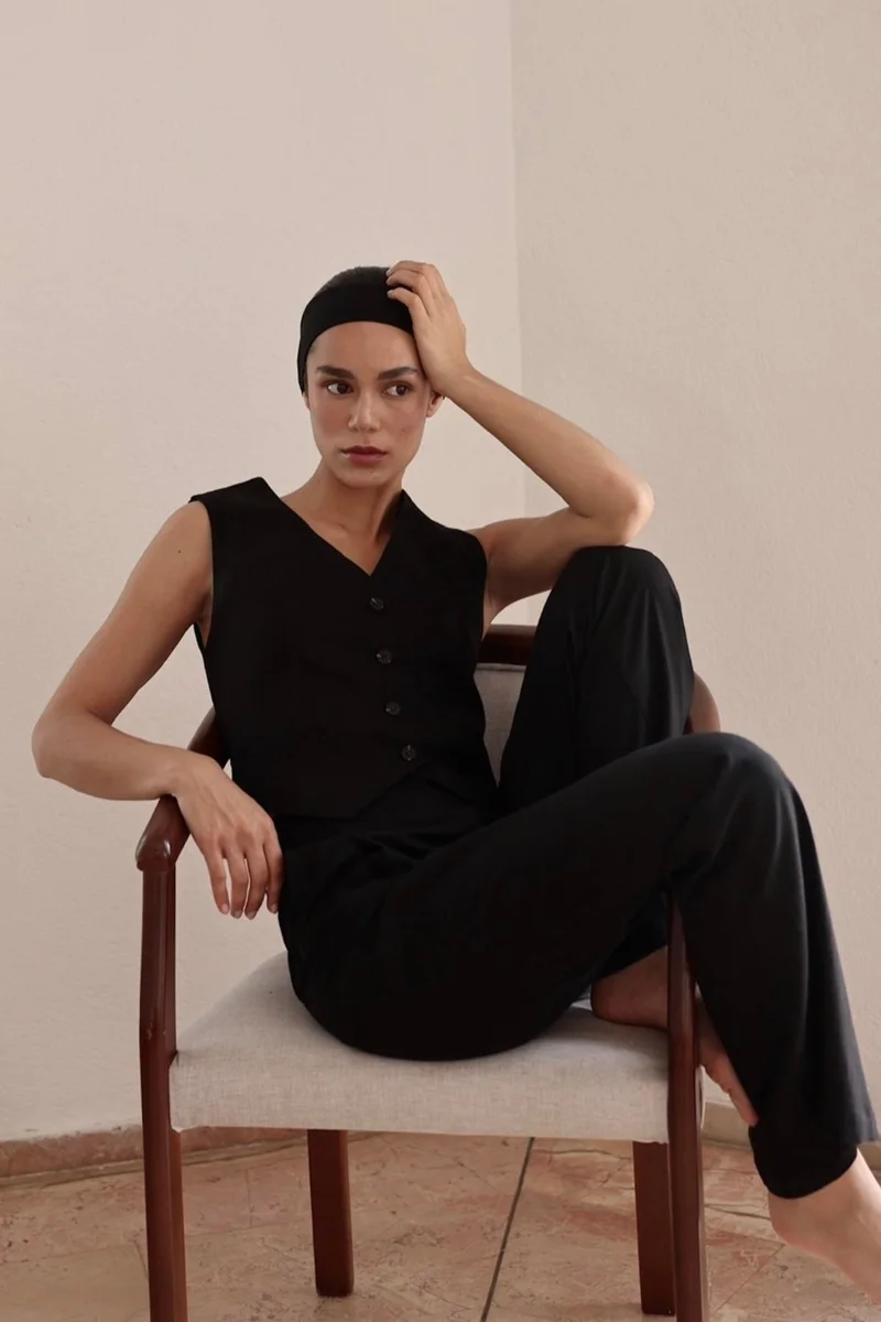 سود كوليكشن Black Gabriel Buttoned Linen Vest