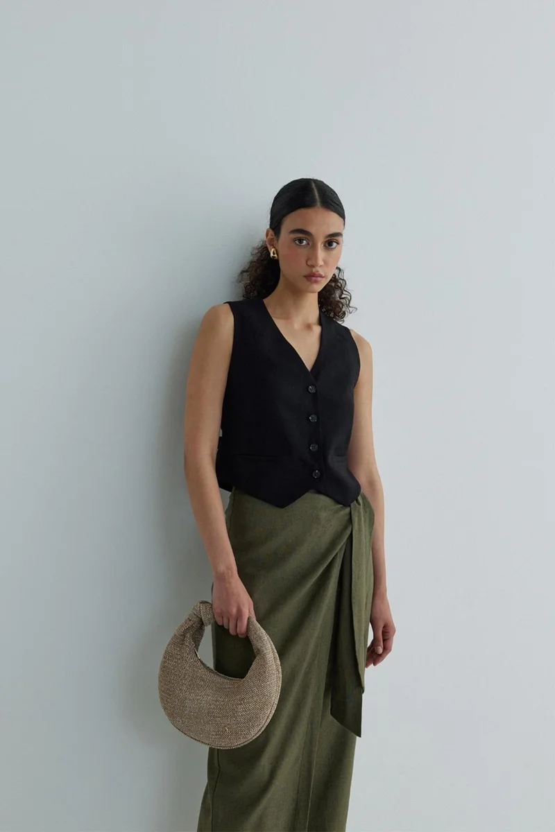 سود كوليكشن Black Gabriel Buttoned Linen Vest