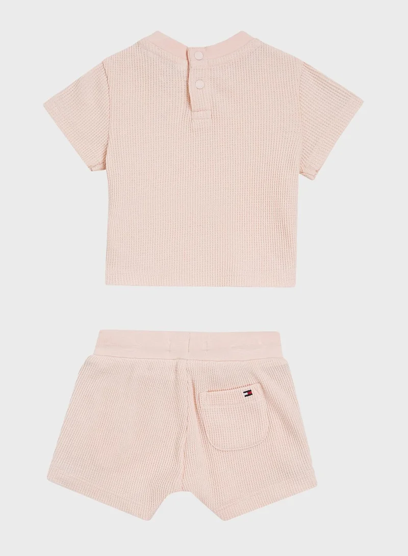 TOMMY HILFIGER Infant Essential T-Shirt & Shorts Set