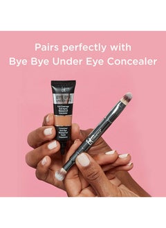 IT COSMETICS فرشاة خافي عيوب مزدوجة من هيفينلي لوكس 2 طرفين 2 في 1 للسوائل وكريم خافي العيوب تخلص من العيوب مع شعر لوكس الحائز على جوائز  - Image 3