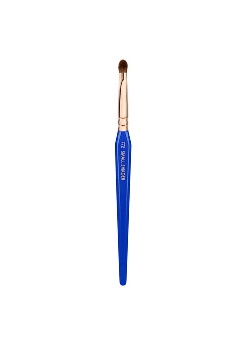 Bdellium Tools Professional Makeup Brush - Golden Triangle 772 Small Shader - With All Vegan and Soft Synthetic Fibers, For Precise & Quick Shading (Blue, 1pc)