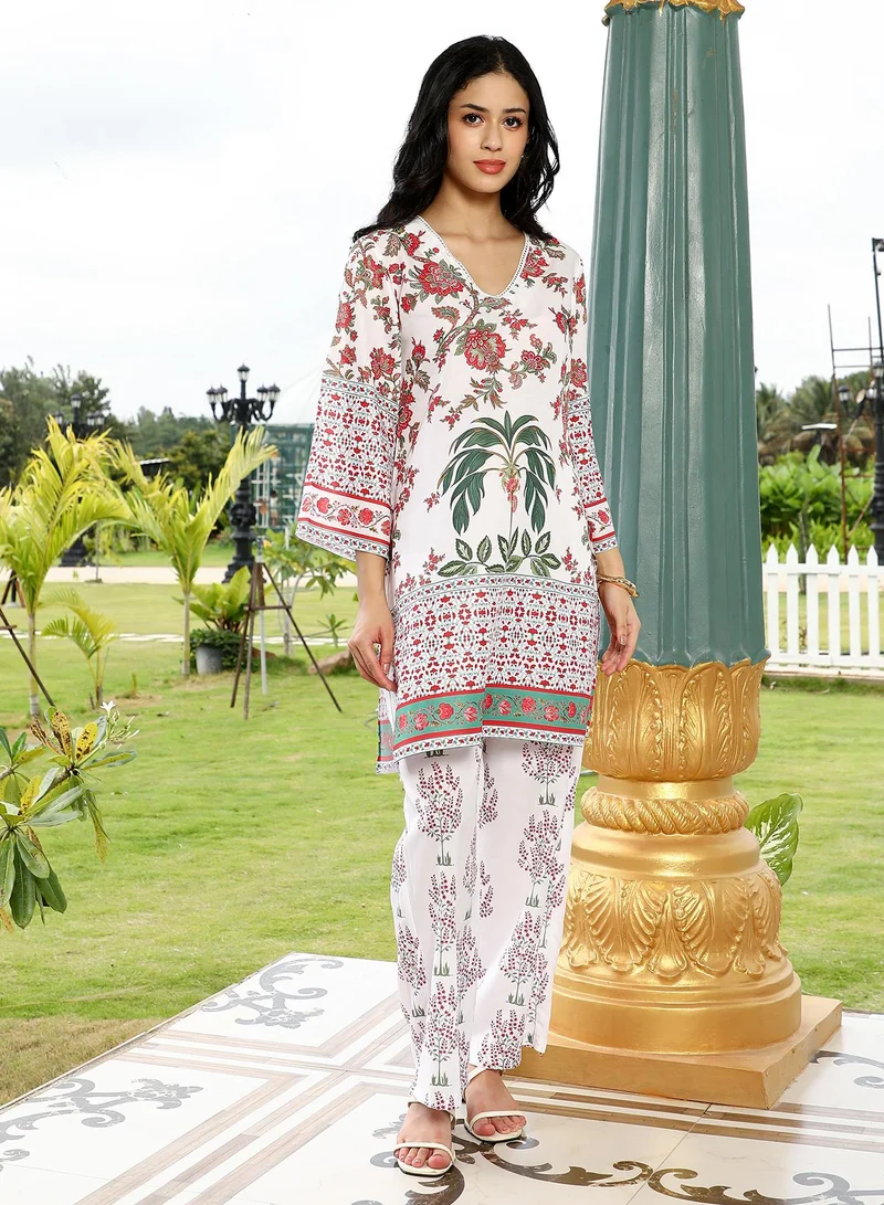  قصة Women's Floral-Harmony Imrpint Kurta Set For Ethnic Wear | V-Neck, Quarter Regular Sleeves | Floral Print Woven Fabric | 3 Piece Kurta Set Designed For Casual & Evening Wear