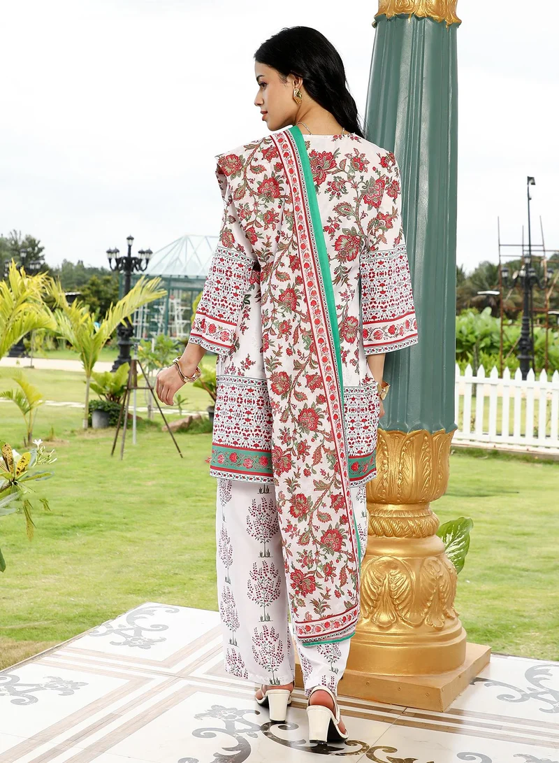 QISSA  Women's Floral-Harmony Imrpint Kurta Set For Ethnic Wear | V-Neck, Quarter Regular Sleeves | Floral Print Woven Fabric | 3 Piece Kurta Set Designed For Casual & Evening Wear for Women | Best Price UAE