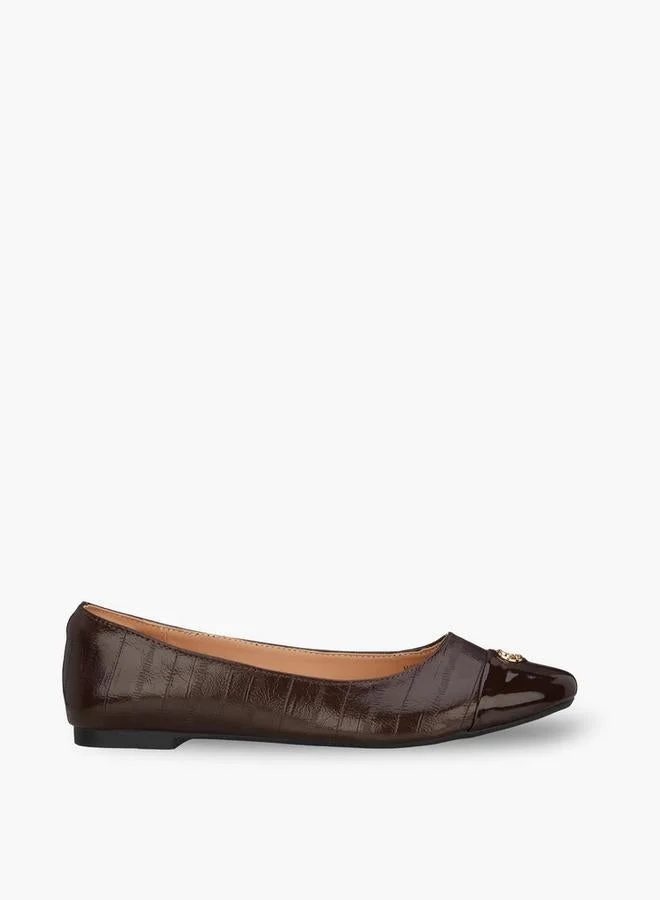 سيليست Women Textured Ballerina Shoes