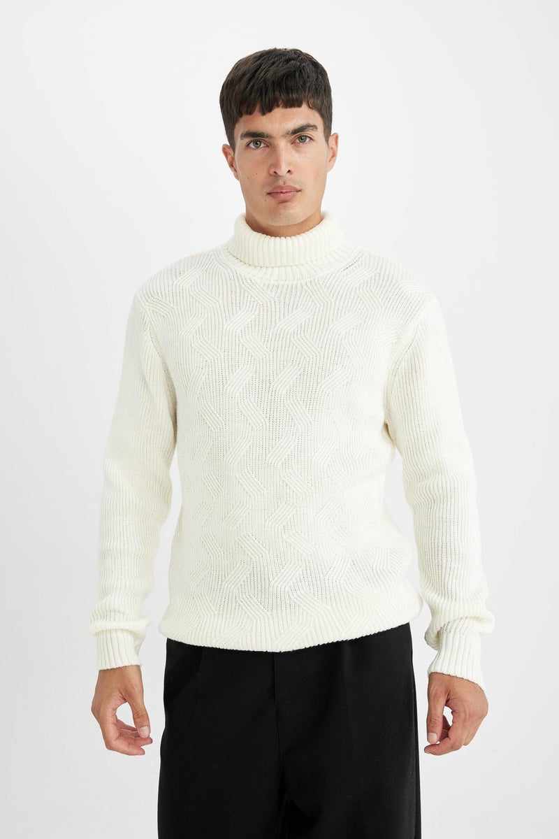 DeFacto White Man White Standard Fit Basic Knitwear Pullover Casual - Image 5