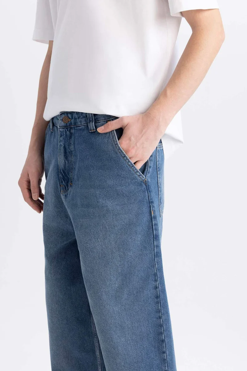 Defacto  Wide Leg Pocket Washed Jeans for Men | Best Price UAE