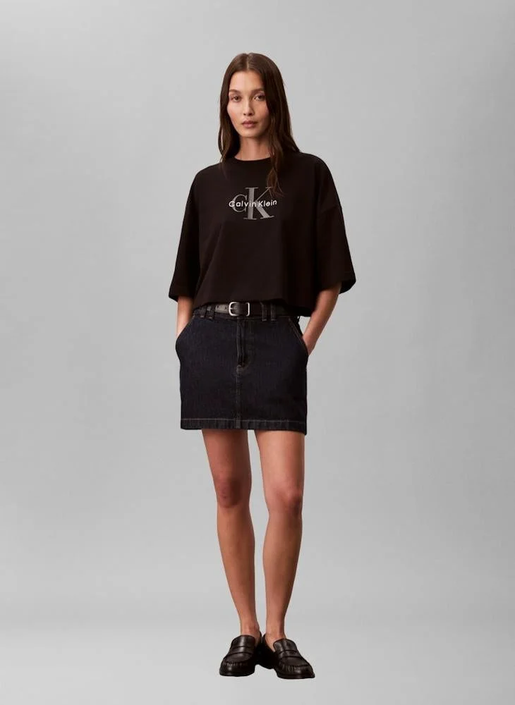 Calvin Klein Jeans  Casual Boxy Crop Monologo T-Shirt for Women | Best Price UAE